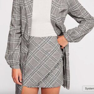 NWT {Free People} Tartan Plaid Grey Overlapping Fringe Mini Skirt~ Size 0